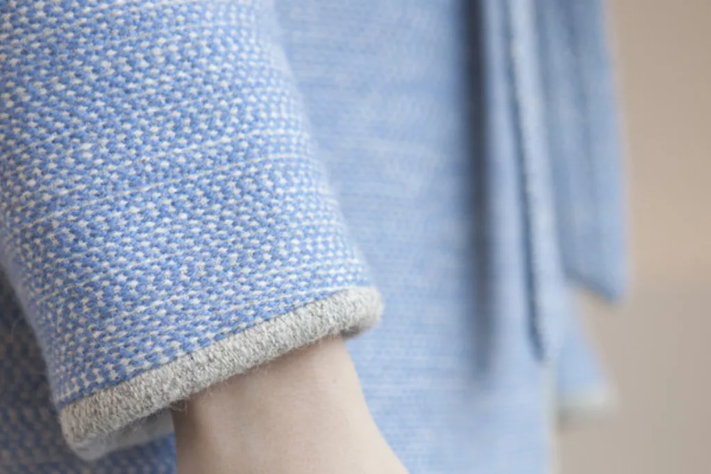 Mg 2044 2 Grande Krivi Vev vil erstatte syntetiske materialer med nedbrytbar og miljømerket norsk ull i bekledning og interiørstoffer (Foto: Krivi Vev)