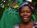 Elizabeth Mpofu er leder av La Via Campesina, den største internasjonale organisasjonen for småbønder, jordløse, landbruksarbeidere, urfolk, og de som lever av det som kan dyrkes og høstes i skogen.