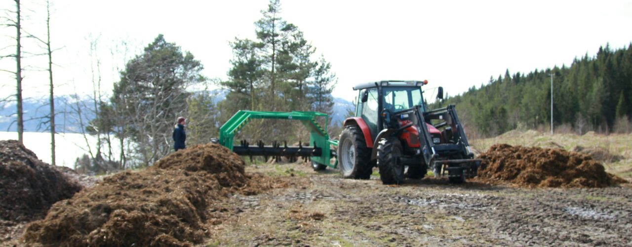 Composting at Tingvoll gard