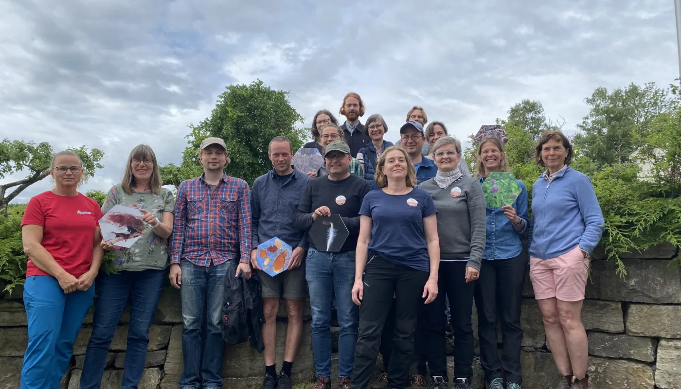 Some of the participants in the Network – Sustain Nordic soil health (NetSH). The project is partly financed by The Nordic Joint Committee for Agricultural and Food Research (NKJ). (Foto: Kari Bysveen)