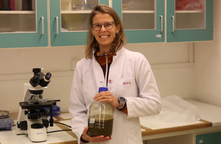 Kalksuspensjon for enklere husdyrgjødselhandtering, mindre metan og gjødselgass (Kalkgjødsel)