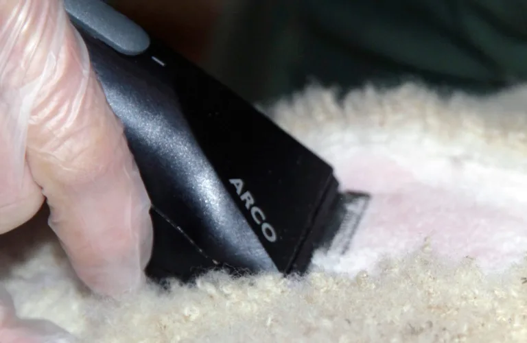 CORTISONE AS A WELFARE INDICATOR IN ANIMAL PRODUCTION